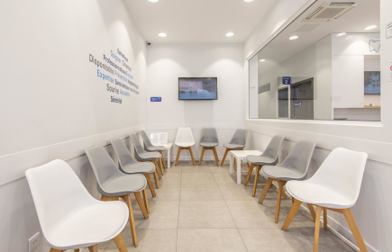  Docali Lyon 8 - Centre dentaire Frères Lumière 